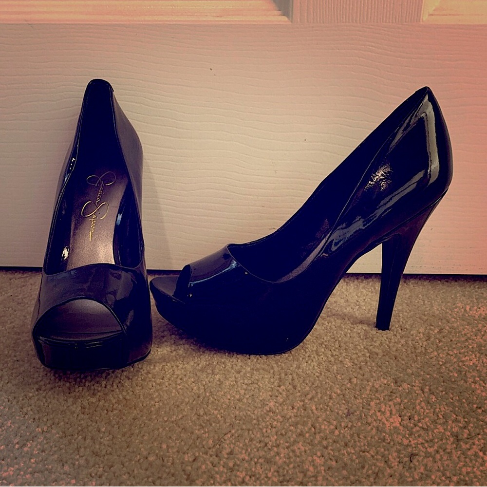 Jessica Simpson high heels